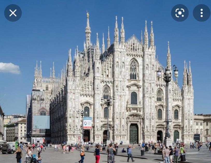 Milano: Incantevole Appartamento In Pieno Centro - Fancy Yellow Apartments ภายนอก รูปภาพ